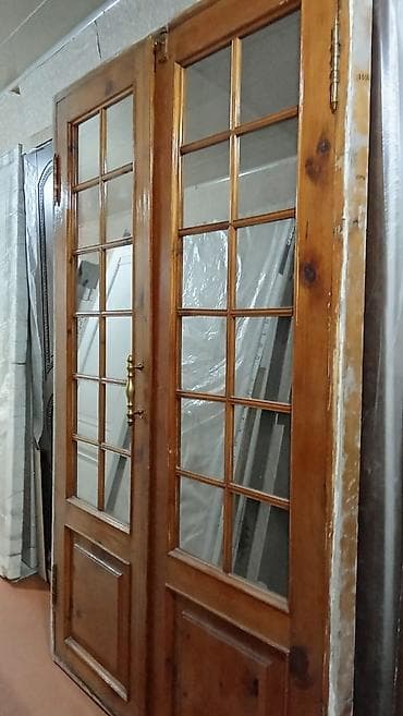 Межкомнатная дверь, Б/у, Со стеклом, Двухстворчатая, Деревянная, цвет - Коричневый