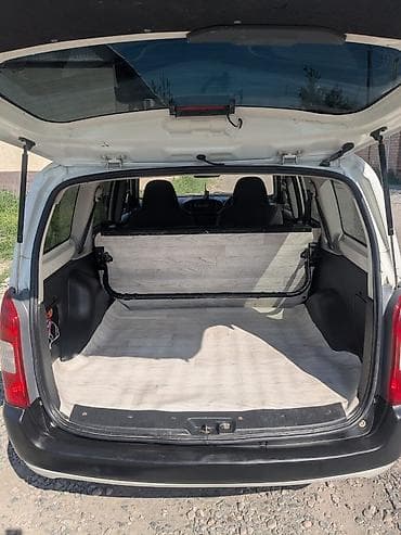 hyundai sona: Toyota Probox: 2004 г., 1.5 л, Автомат, Бензин, Универсал — 10