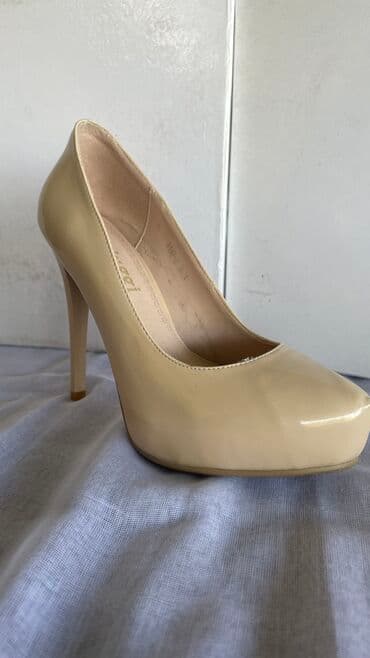 Туфли: Лодочка. Состояние новое 
Размер 35.36 — 5