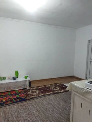 сдаю 2 комнатную квартиру на долгий срок: Сдам 2комнатную квартиру в частном доме. Есть газ, вайфай,душевая и — 1