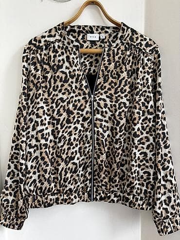 Бомбер, Осень-весна, Атлас, С принтом at lalafo.kg Бомбер, Осень-весна, Атлас, С принтом