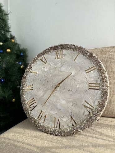 Часы настенные Цвет:светлый холодный серо/коричневый/бежевый с