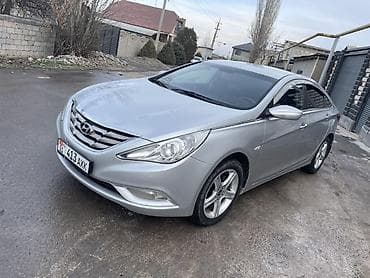 infinity fx35: Hyundai Sonata: 2010 г., 2 л, Автомат, Бензин, Седан — 3