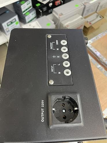 Внутренняя отделка: Стабилизатор напряжения KuWatt TM‑5kVA (AC Automatic Voltage — 3