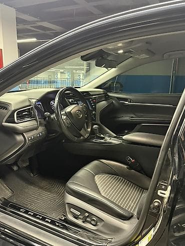 golf 2: Toyota Camry: 2020 г., 2.5 л, Автомат, Бензин, Седан — 5