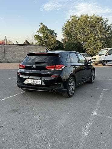 Продажа авто: Hyundai i30: 2019 г., Хэтчбэк — 4