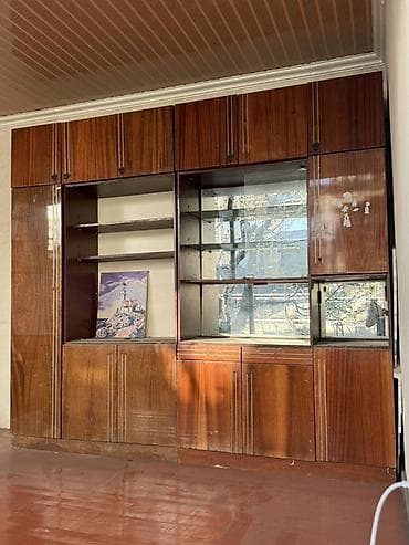 бу мебель стенка: Стенка-шкаф, Тип стенки-шкафа: Модульная, Для зала, Б/у, Особенности: Для хранения посуды — 1