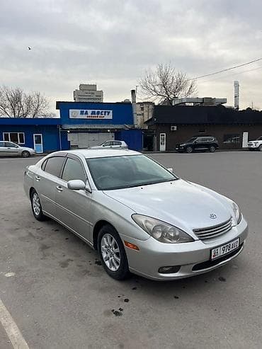 Toyota : 2002 г., 3 л, Автомат, Бензин, Седан