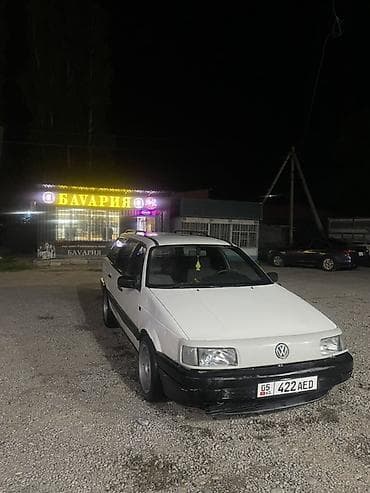 Volkswagen Passat: 1991 г., 1.8 л, Механика, Бензин, Универсал at lalafo.kg Volkswagen Passat: 1991 г., 1.8 л, Механика, Бензин, Универсал
