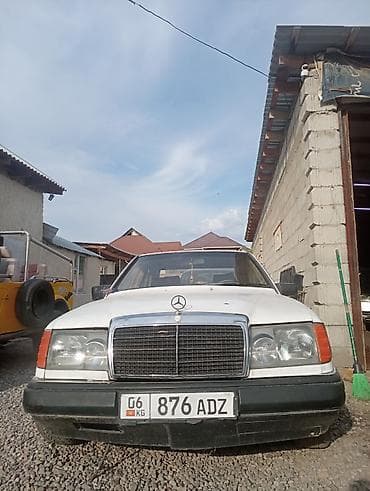 сапог спринтер: Mercedes-Benz W124: 1989 г., 2.5 л, Механика, Дизель, Седан — 3