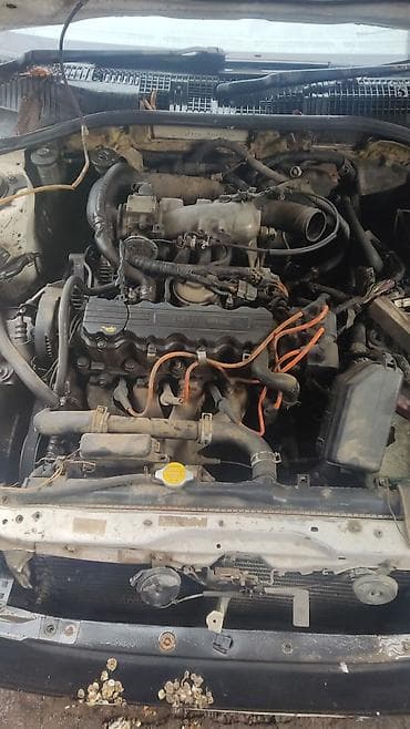 дерево е39: Toyota Caldina: 1998 г., 1.5 л, Механика, Бензин, Универсал — 4