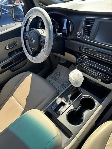 машина серви: Kia Carnival: 2019 г., 2.2 л, Автомат, Дизель, Минивэн — 6