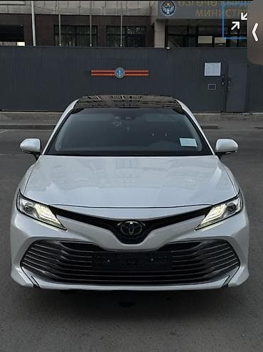 4runner 2017: Toyota Camry: 2019 г., 2.5 л, Автомат, Бензин, Седан — 1