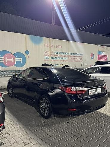 low ll: Lexus ES: 2016 г., 2.5 л, Гибрид, Седан — 4