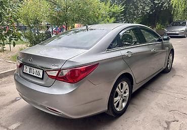 4: Hyundai Sonata: 2010 г., 4.7 л, Автомат, Бензин, Седан — 4