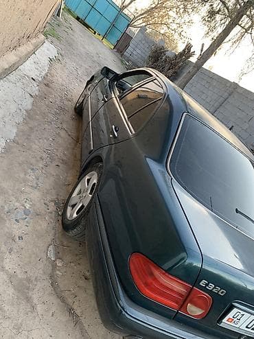es 200: Mercedes-Benz E-Class: 1995 г., 3.2 л, Автомат, Газ, Седан — 6