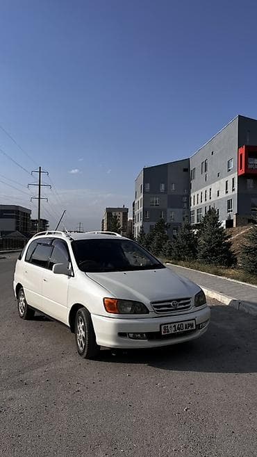 mini v: Toyota Ipsum: 2000 г., 2 л, Автомат, Бензин, Минивэн — 1
