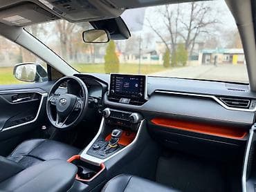 аудио техника: Toyota RAV4: 2021 г., 2.5 л, Автомат, Бензин, Кроссовер — 7
