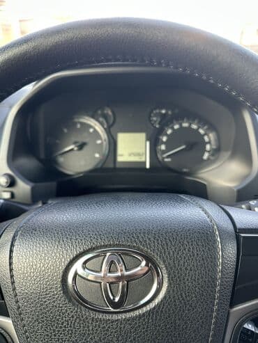 Toyota Highlander: 2019 г., 3.5 л, Автомат, Бензин, Лимузин