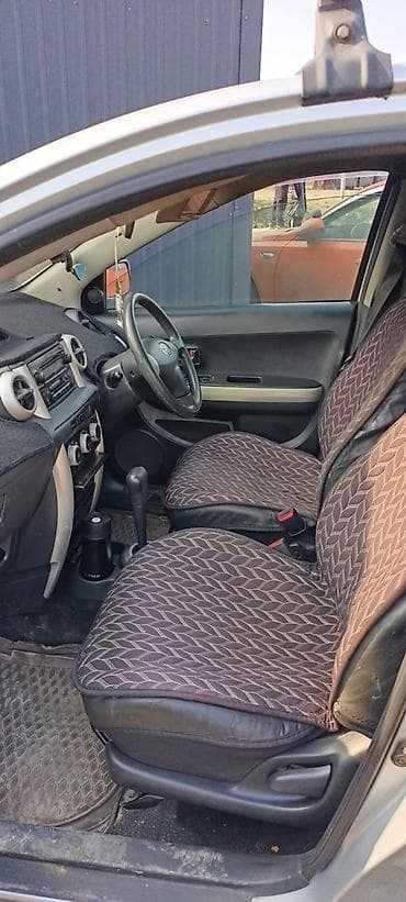 ist ист: Toyota Ist: 2003 г., 1.5 л, Автомат, Бензин, Хэтчбэк — 5