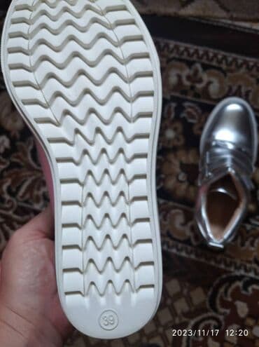 искры для обуви: Обувь туфли новые размер 39 серого цвета — 3