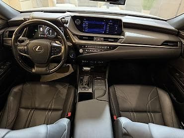 клима: Lexus ES: 2020 г., Гибрид, Седан — 7