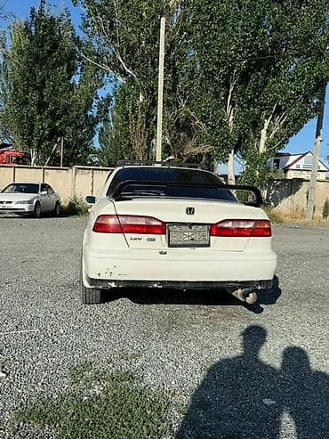акорт: Honda Accord: 1999 г., 1.8 л, Автомат, Бензин, Седан — 5
