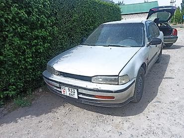 Honda Accord: 1993 г., 2 л, Механика, Бензин, Седан
