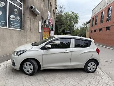 wuling mini ev: Chevrolet Spark: 2017 г., 1 л, Автомат, Бензин, Хэтчбэк — 2