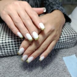 сколько стоит обучение на мастера маникюра: Выравнивание, Дизайн, Наращивание ногтей, Маникюр, Одноразовые расходные материалы, Требуются модели — 7