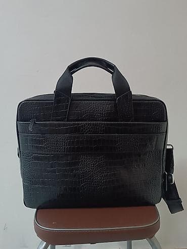 Сумка-портфель фирмы "BOND"мужская, черная, под крокодила - Формат at lalafo.kg Сумка-портфель фирмы "BOND"мужская, черная, под крокодила - Формат
