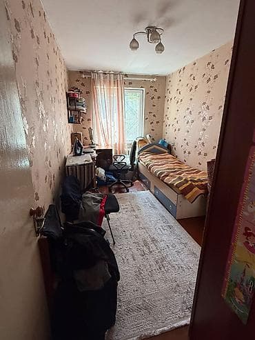Квартиры: 3 комнаты, 58 м², 11 мкр 104 серия, 3 этаж, Косметический ремонт — 5