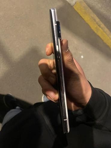 ачки камера: Google Pixel 6, Б/у, 128 ГБ, цвет - Белый, 1 SIM, eSIM — 4