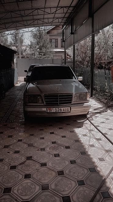 mers e124: Mercedes-Benz E-Class: 1993 г., 3.2 л, Автомат, Бензин, Седан — 3