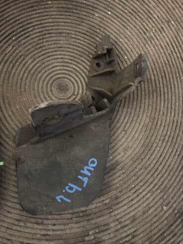 Продаю брызговик на легаси Бл аутбек левая сторона