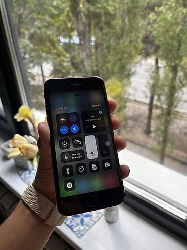 iphone xc: IPhone 7, Б/у, 128 ГБ, Красный, 100 % — 7