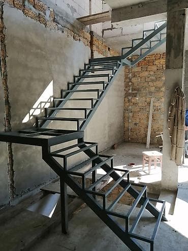 Лестница каркас на заказ
каждый ступенька работа 1200с