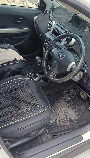 Унаа: Toyota Ist: 2003 г., 1.3 л, Автомат, Бензин, Хетчбек — 4