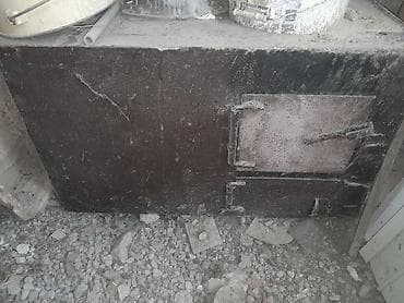 продам буржуйку: Металлическая печь/твердотопливный котел прямоугольной формы. - — 1
