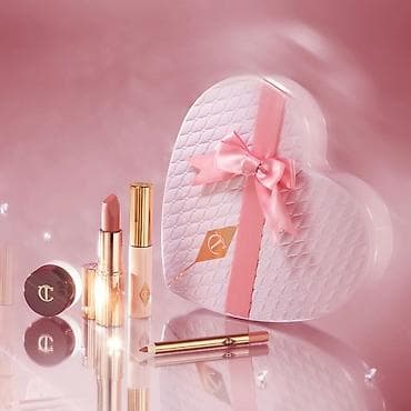 tenderly promise: Подарочный набор макияжа Charlotte Tilbury в форме сердца Состав — 1
