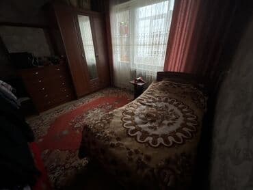 кухуный бу: Уктоочу бөлмө гарнитуру, Колдонулган, Комод, Бир кишилик керебет, Шкаф, Жыгач, Өзү алып кетүү — 5