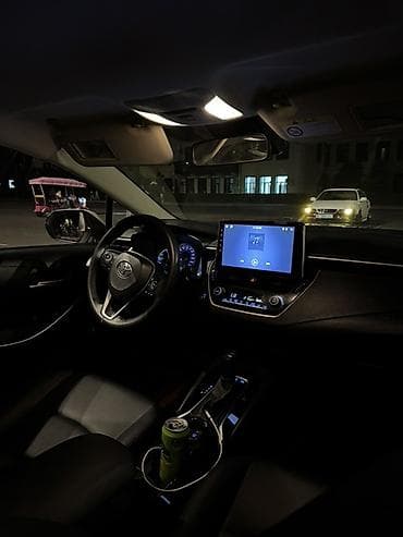 coroll: Toyota Corolla: 2022 г., 1.8 л, Вариатор, Гибрид, Седан — 7