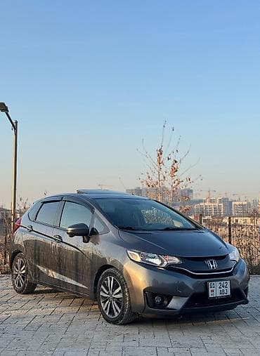byd yuan plus цена в бишкеке: Honda Fit: 2015 г., 1.5 л, Бензин, Хэтчбэк — 3