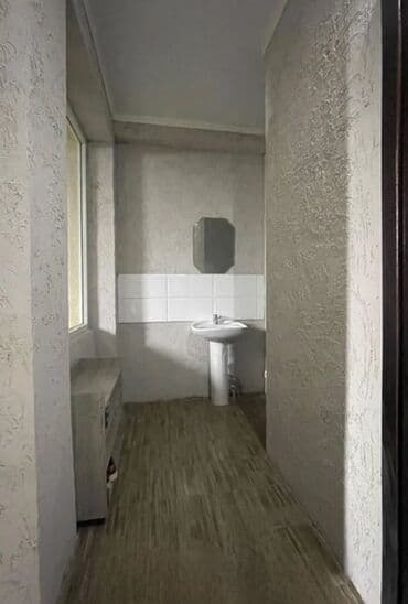 сдаю дом без хозяина карпинка: 220 м², 8 комнат, Балкон застеклен, Кондиционер, Утепленный — 6