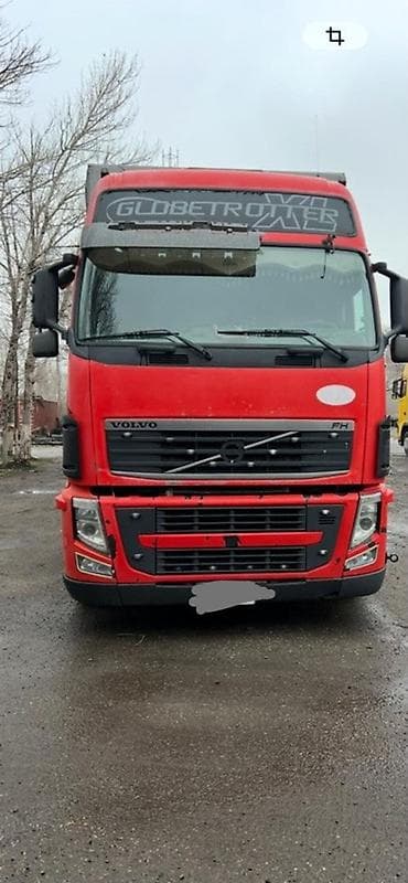 электро гид: Тягач, Volvo, 2011 г., Тентованный — 1