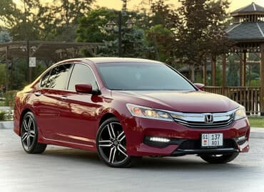 продаю в связи переездом: Honda Accord: 2017 г., 2.4 л, Вариатор, Бензин, Седан — 1