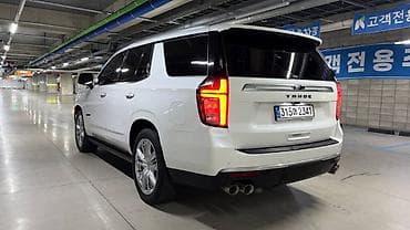 Chevrolet Tahoe: 2022 г., 6.2 л, Автомат, Бензин, Внедорожник — 4