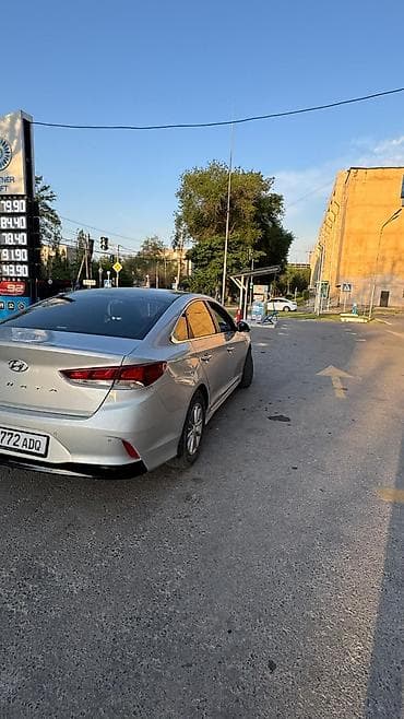 бензиновой муравей: Hyundai Sonata: 2019 г., 2 л, Автомат, Газ, Седан — 4