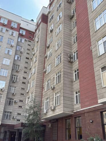 продается псо квартира золотой квадрат: 4 комнаты, 136 м², Элитка, 7 этаж, Косметический ремонт — 1
