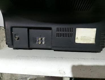 телевизор 37 см: LG ‑телевизор BQS оригинал (катодно‑лучевая трубка) - Диагональ — 10